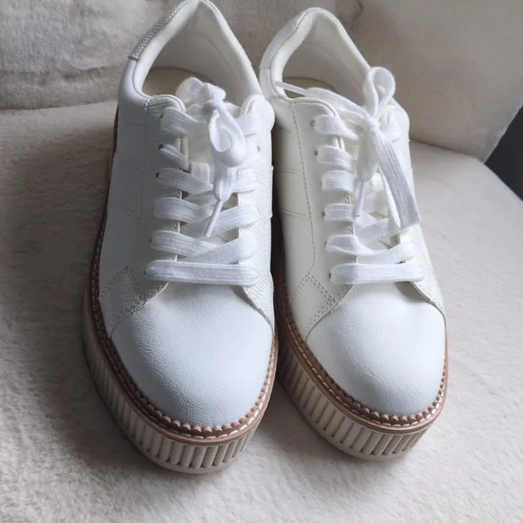 8 1/2 Dolce Vita Platform shoes - Picture 5 of 5